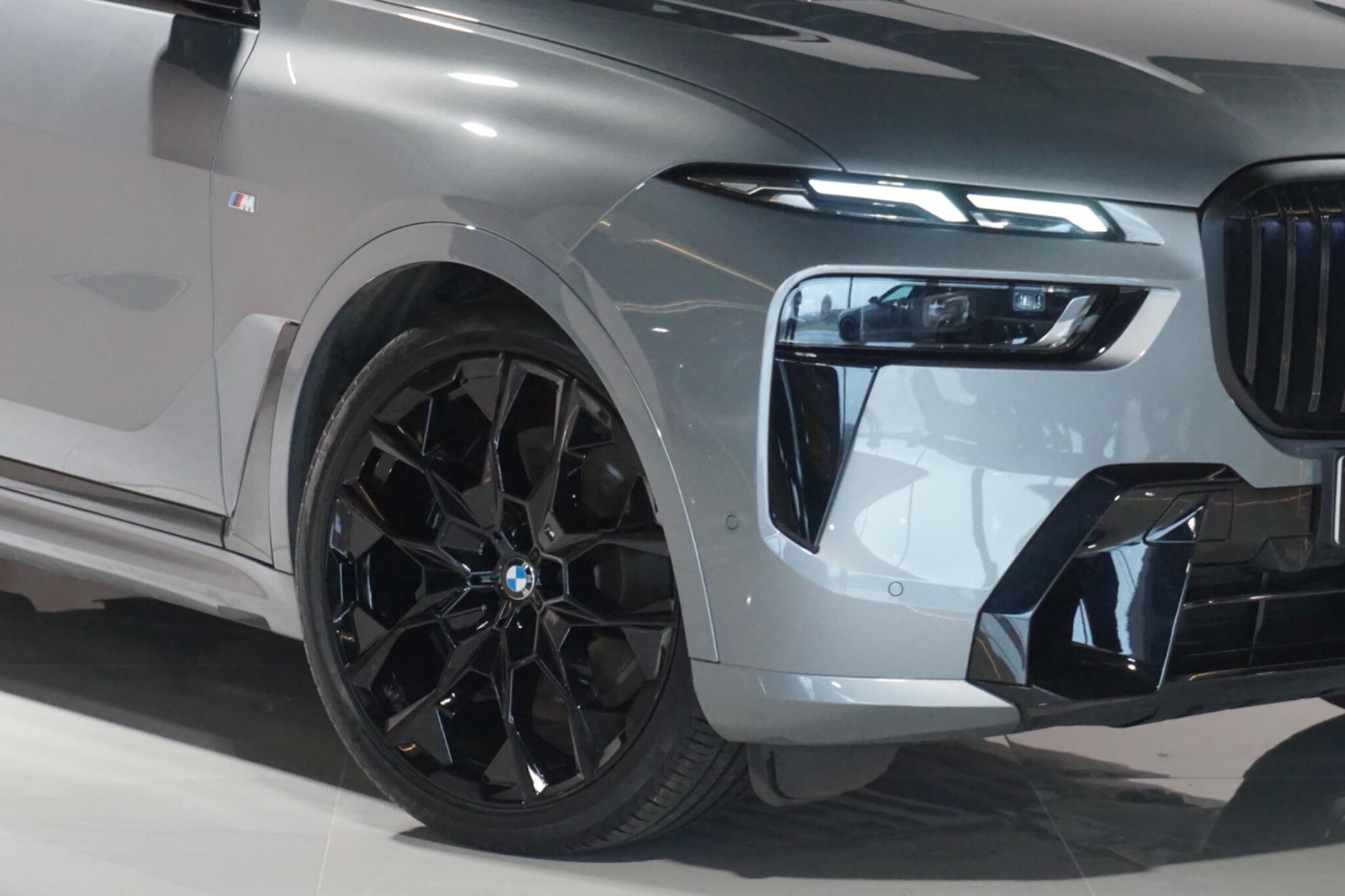 BMW X7 3.0 40d MHT M Sport SUV 5dr Diesel Hybrid Auto xDrive Euro 6 (s/s) (352 ps)